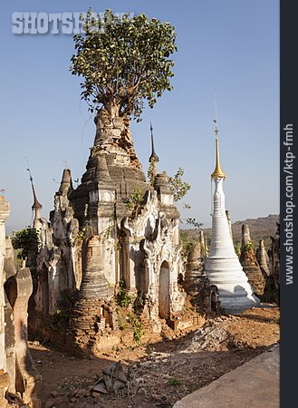 
                Tempel, Pagode, Myanmar                   