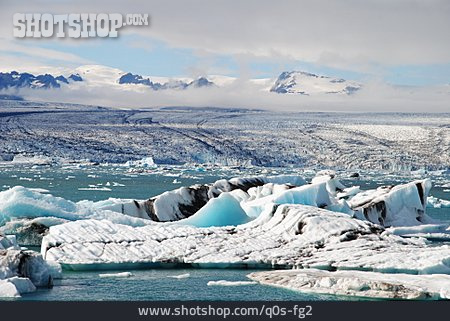 
                Island, Packeis, Gletscherzunge                   