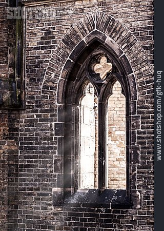 
                Gotik, Kirchenfenster                   