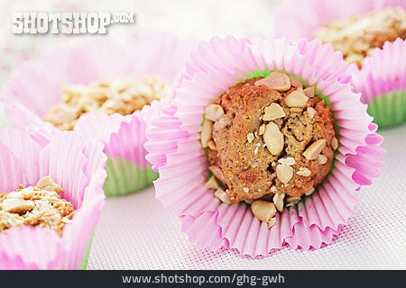 
                Erdnuss-muffin                   