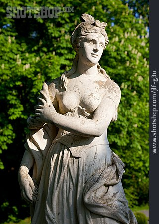 
                Skulptur, Frauenstatue, Sophienlust                   