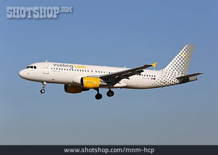 
                Flugzeug, Airbus A320, Vueling                   
