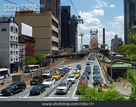 
                Straßenkreuzung, Rush Hour, New York                   
