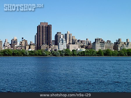 
                Skyline, New York, Hudson River                   