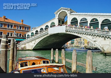 
                Tourismus, Venedig, Canal Grande, Rialtobrücke                   