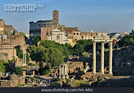 
                Rom, Forum Romanum, Kolosseum                   