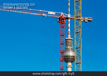 
                Berlin, Fernsehturm, Baukran                   