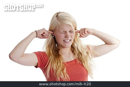 
                Junge Frau, Laut, Ohren Zuhalten                   