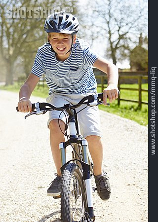 
                Junge, Kind, Radfahren                   