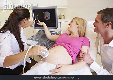 
                Schwangerschaft, Ultraschall, Vorsorgeuntersuchung                   