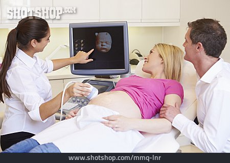 
                Schwangerschaft, Ultraschall, Vorsorgeuntersuchung                   