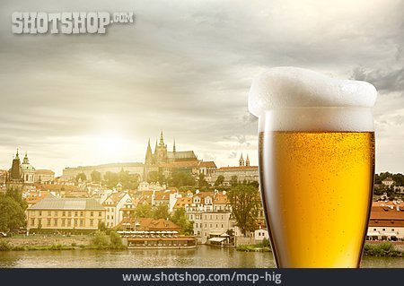 
                Bier, Prag, Tschechien                   