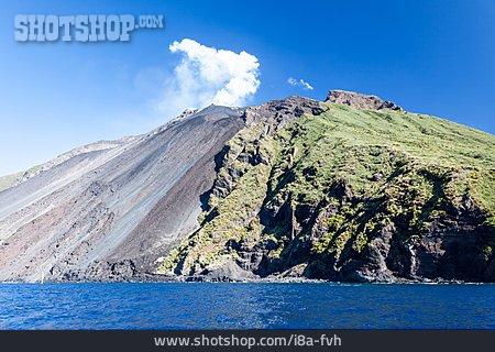 
                Vulkan, Liparische Inseln                   