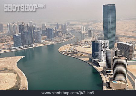 
                Wolkenkratzer, Dubai                   