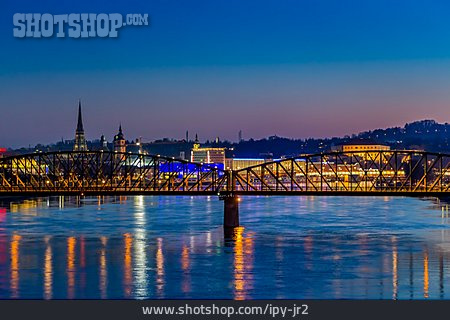 
                Brücke, Donau, Linz, Eisenbahnbrücke                   