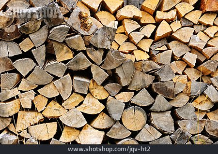 
                Holzstapel, Feuerholz                   