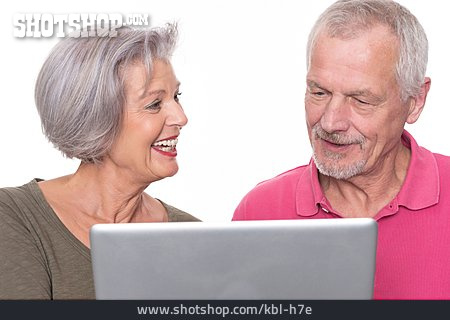 
                Seniorin, Senior, Internet, Tablet-pc                   