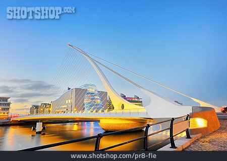 
                Brücke, Dublin, Samuel Beckett Bridge                   