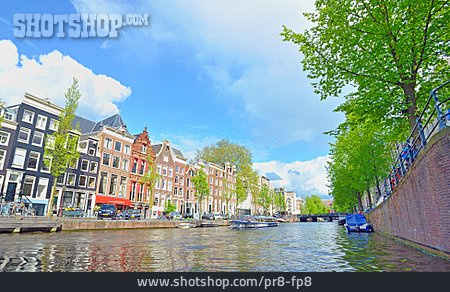 
                Rathauskanal, Amsterdam                   
