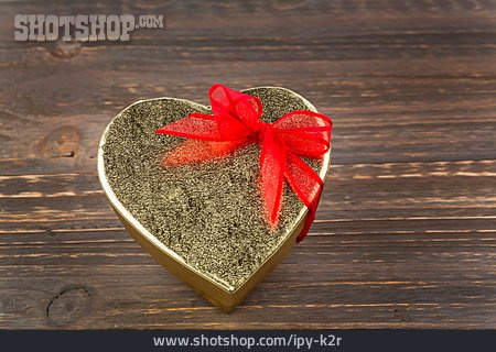 
                Geschenk, Valentinstag, Verliebt, Herzform                   