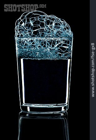 
                Glas, Wasserglas, Schaum                   