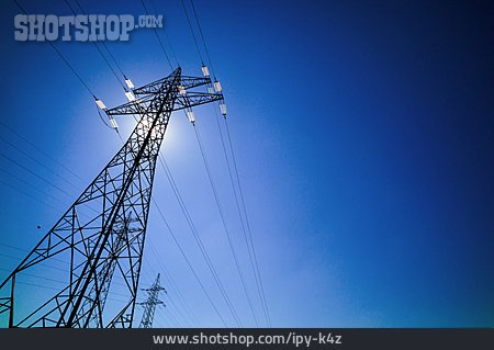 
                Stromnetz, Sonnenenergie                   