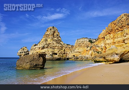 
                Portugal, Algarve, Praia Da Marinha                   