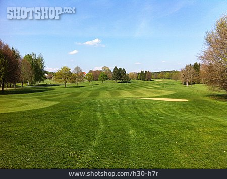 
                Golfplatz, Grasfläche, Golfrasen                   