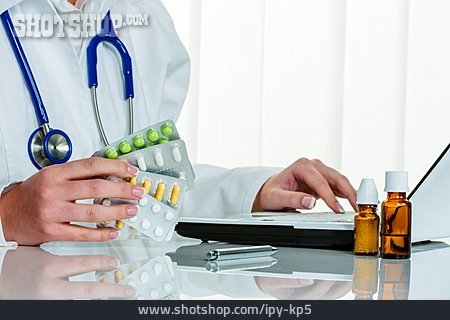 
                Gesundheitswesen & Medizin, Arzneimittel, Verschreiben, Verordnen                   
