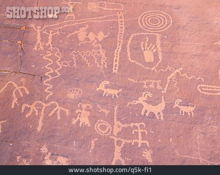 
                Felszeichnung, Petroglyphen                   