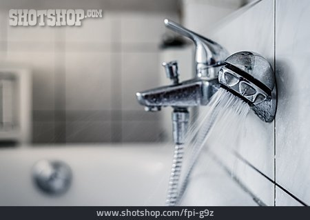 
                Wasserstrahl, Dusche, Duschkopf, Mischbatterie                   