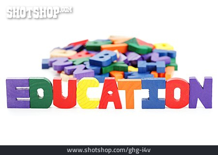 
                Bildung, Lernspielzeug, Holzbuchstaben                   