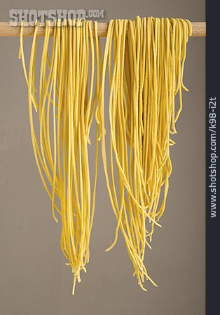 
                Spaghetti, Nudelzubereitung                   