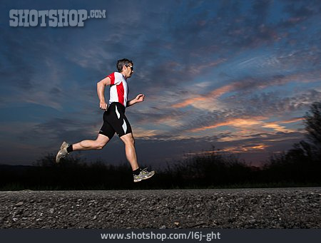
                Sportler, Läufer, Trainieren                   