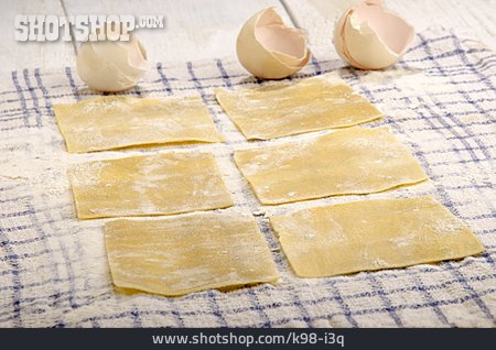 
                Herstellung, Lasagneblätter, Lasagne                   
