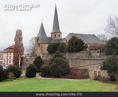 
                Park, Fulda, Michaelskirche                   