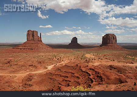 
                Canyon, Monument Valley                   