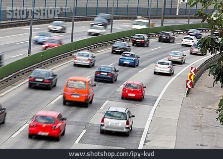 
                Autobahn, Rush Hour, Straßenverkehr                   