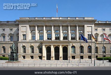 
                Reichstag, Repräsentantenhaus                   
