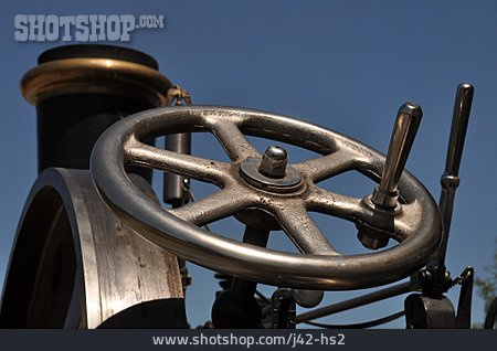 
                Historische Technik, Steuerrad, Dampfmaschine                   