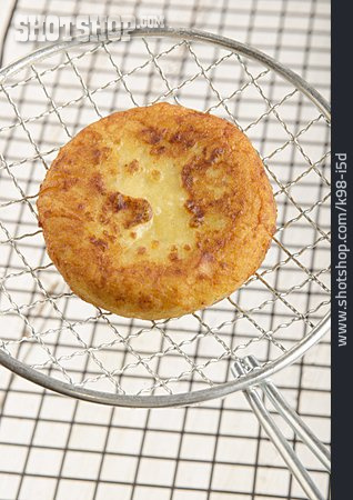 
                Kartoffelkuchen, Potato Cake                   
