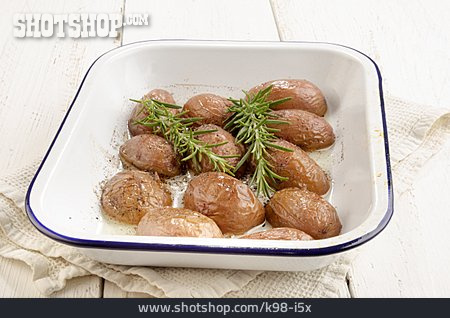 
                Ofenkartoffel, Kartoffelgericht, Rosmarinkartoffeln                   