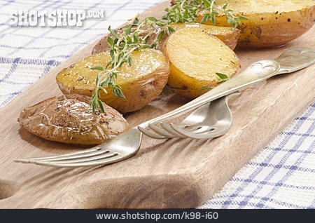
                Ofenkartoffel, Kartoffelgericht, Rosmarinkartoffeln                   