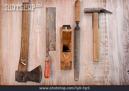 
                Werkzeug, Holzverarbeitung, Werkbank                   