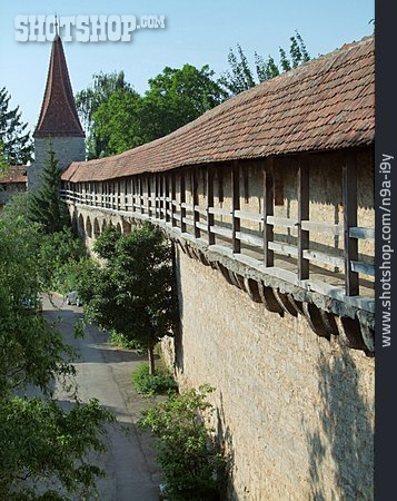
                Stadtmauer, Rothenburg Ob Der Tauber                   
