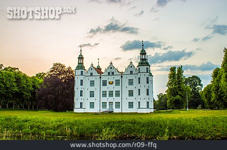 
                Castle, Ahrensburg, Mansion, Ahrensburg Palace                   