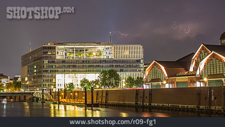 
                Gewitter, Hamburg, Elbe                   