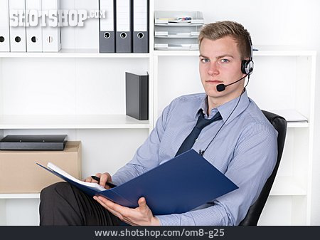 
                Telefonist, Kundenservice, Büroangestellter                   
