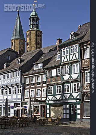 
                Fachwerkhäuser, Goslar                   