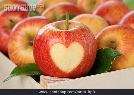 
                Liebe, Apfel, Herz                   